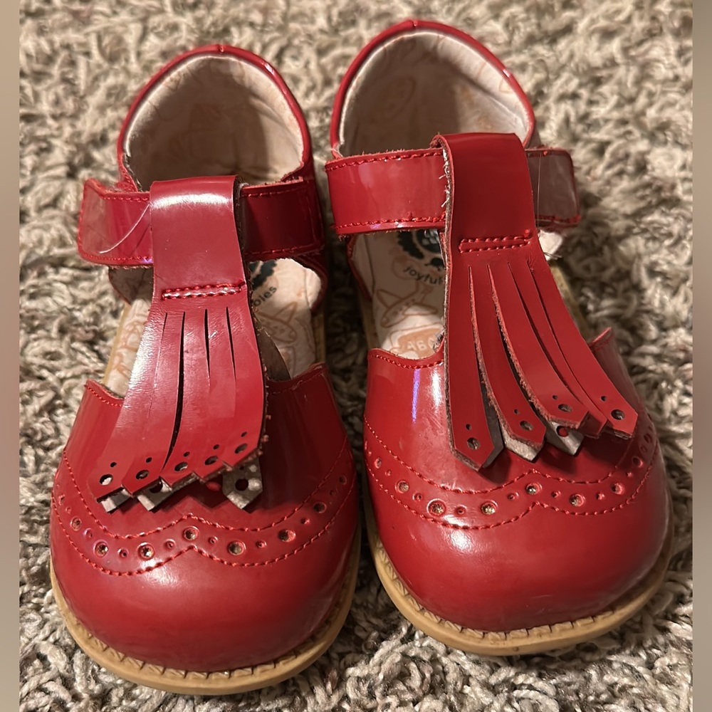 Livie and Luca Toddler girl size 9 shoes EUC
